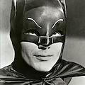 Adam West, il primo Batman in Tv negli anni '60, è morto a 88 anni