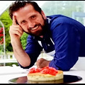 Bake Off Italia: Bartolomeo Giordano esce in semifinale, Joyce va in finale con Francesca e Mattia.