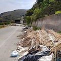 Palermo, discarica a cielo aperto sulla strada per raggiungere il luogo della strage di Ciaculli 