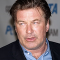 Sparatoria sul set, Alec Baldwin è stato incriminato per omicidio colposo involontario