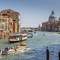 Venezia, dal 2024 i turisti per entrare pagheranno ticket d'ingresso 