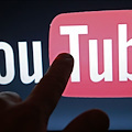 Youtube dichiara guerra alle fake news, in arrivo gli spunti di informazione