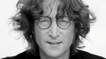 Napoli, rubata la targa di Viale John Lennon: vandalizzata l’area dedicata al musicista