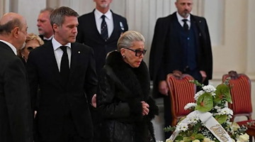 Torino, oggi i funerali di Vittorio Emanuele di Savoia